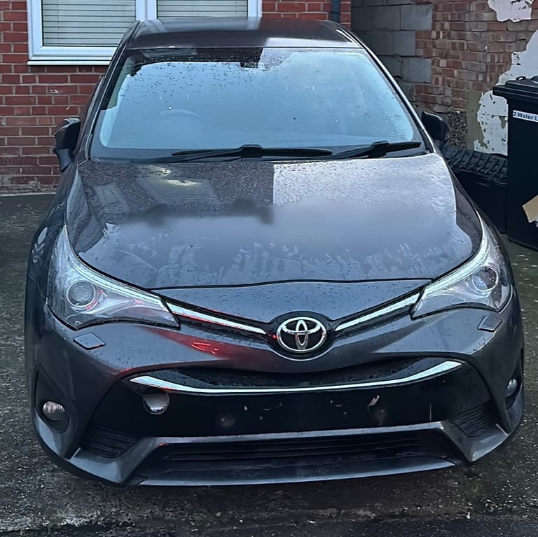 Toyota, AVENSIS, Saloon, 2015, Manual, 1995 (cc), 4 doors