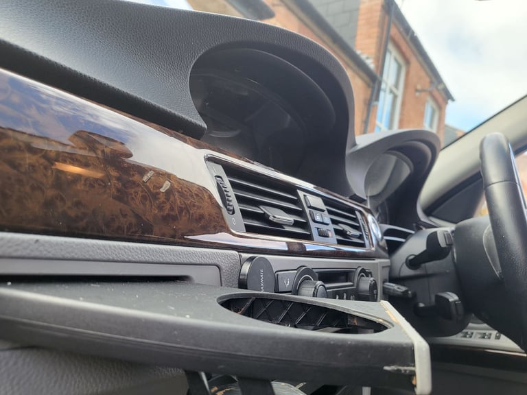 BMW 320d Manual