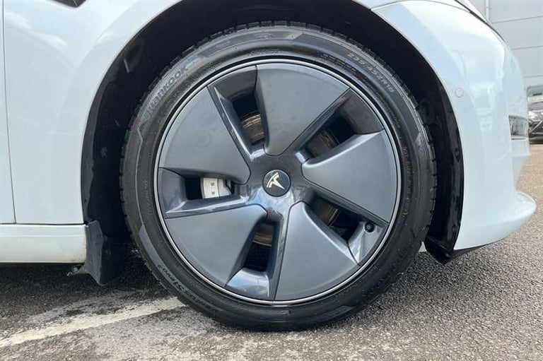 2021 Tesla Model 3 Long Range AWD 4dr Auto SALOON ELECTRIC Automatic