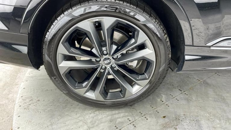 2025 Audi Q7 55 TFSI Quattro Black Edition 5dr Tiptronic ESTATE PETROL Automatic