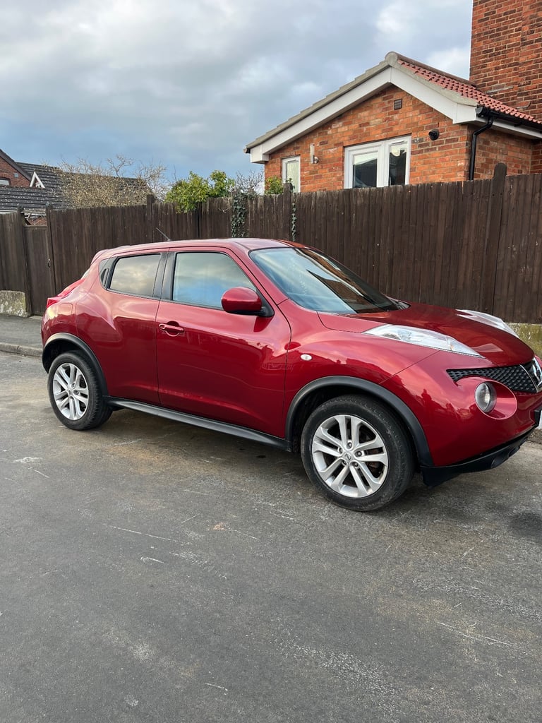 Nissan, JUKE, Hatchback, 2011, Manual, 1598 (cc), 5 doors