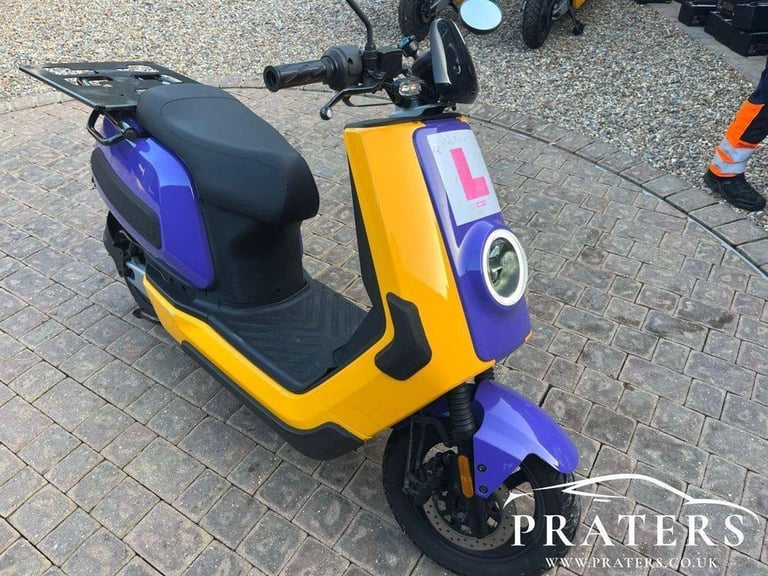 image for 2021 NIU NQI NQi GT PRO CARGO 2 BHP Scooter ELECTRIC Automatic
