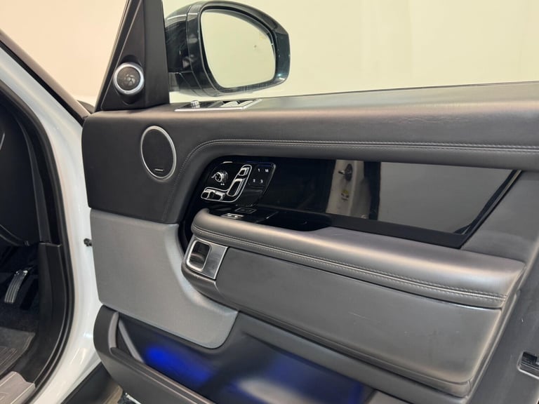 2018 Land Rover Range Rover 4.4 SD V8 Vogue SE Auto 4WD Euro 6 (s/s) 5dr ESTATE Diesel Automatic