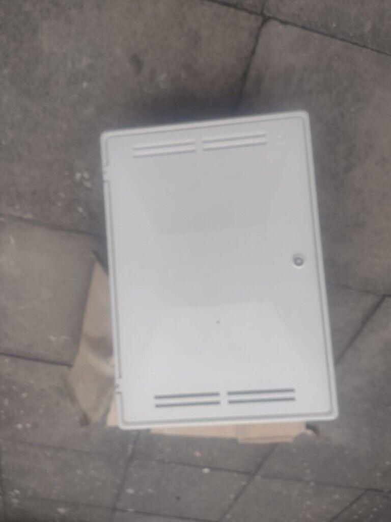 OUTDOOR WALL MOUNTED ELECTRIC METER BOX GAS WHITE 