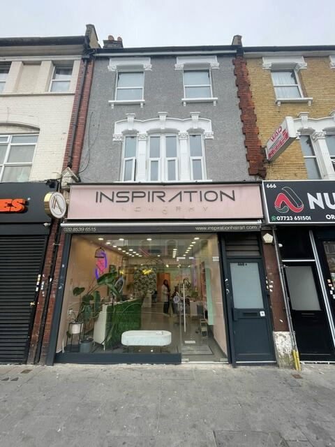 First Floor 1 Bedroom Flat - Lea bridge Road, Leyton E10