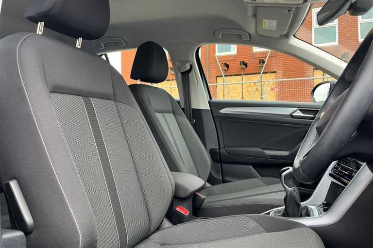 2023 Volkswagen T-Roc 1.0 TSI Life 5dr HATCHBACK PETROL Manual