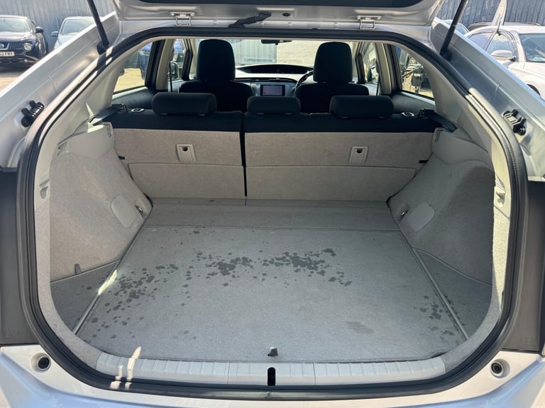 2012 Toyota Prius 1.8 VVTi Excel 5dr  Hatchback Petrol/Electric Hybrid Automatic