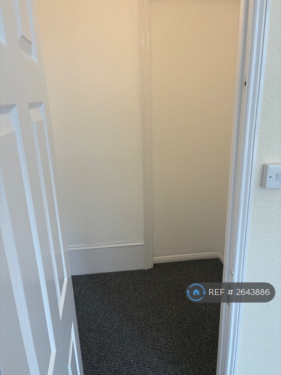 1 bedroom flat in Grange Road, Ramsgate, CT11 (1 bed) (#2643886)