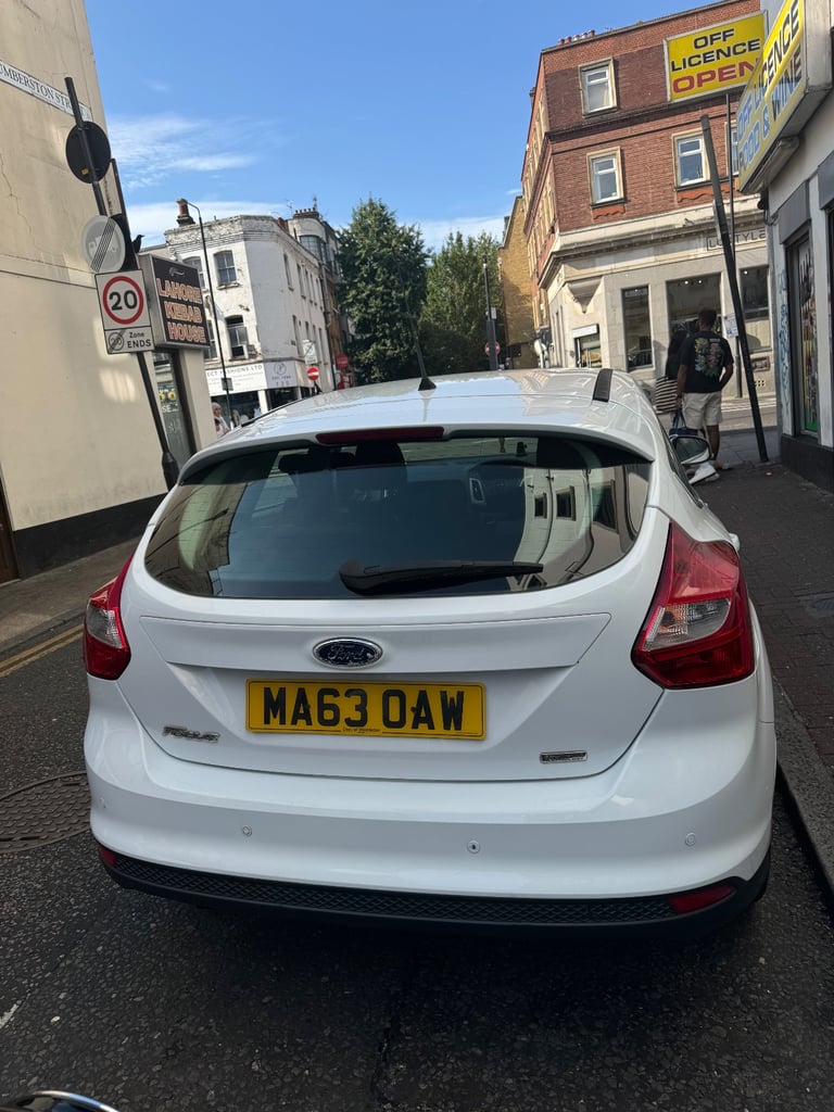 Ford, FOCUS, Hatchback, 2013, Manual, 998 (cc), 5 doors