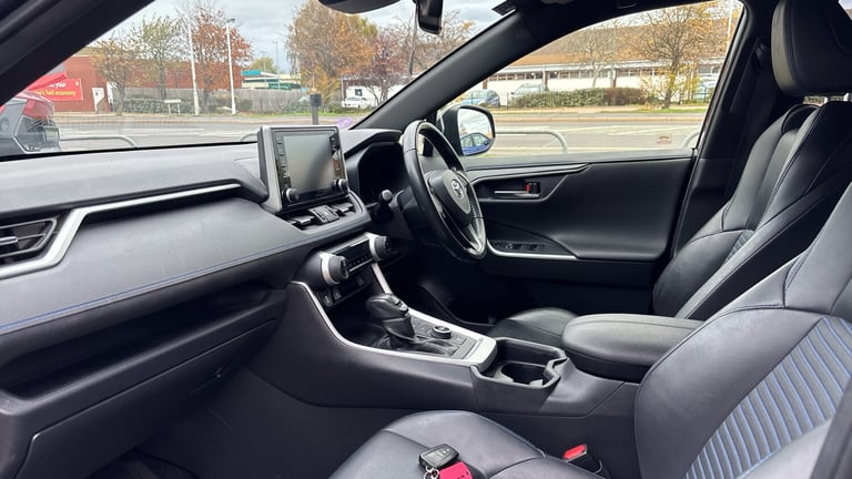 2019 Toyota RAV4 2.5 VVT-i Hybrid Dynamic 5dr CVT Hybrid Estate Estate Hybrid Automatic