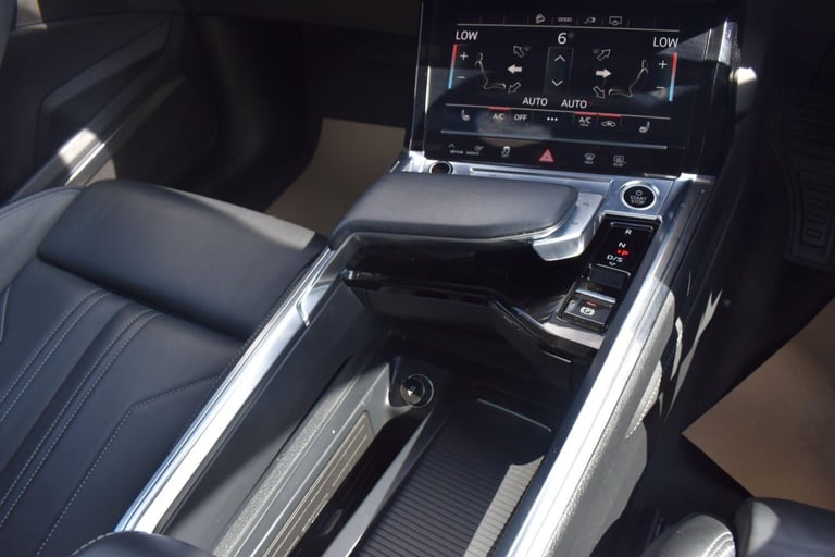 2021 Audi e-tron 55 Launch Edition Sportback Auto quattro 5dr 95kWh ESTATE Electric Automatic
