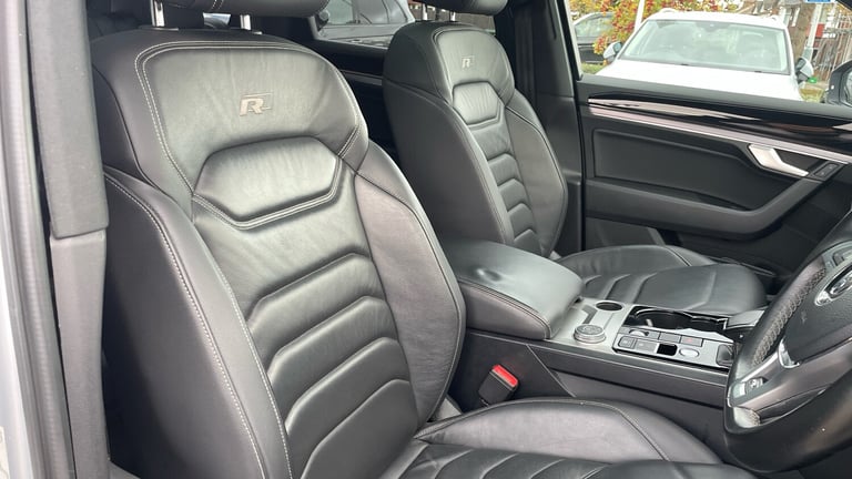 2018 Volkswagen Touareg 3.0 V6 TDI 4Motion R-Line Tech 5dr Tip Auto Diesel Estate Estate Diesel A...