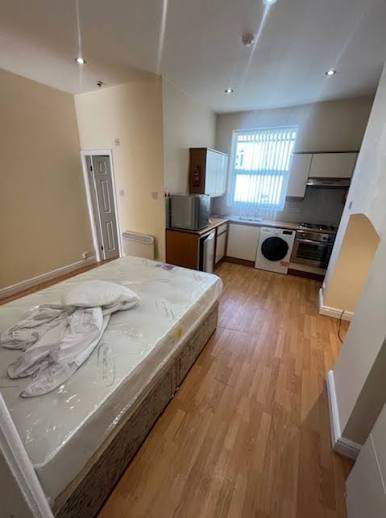 1 bedroom flat