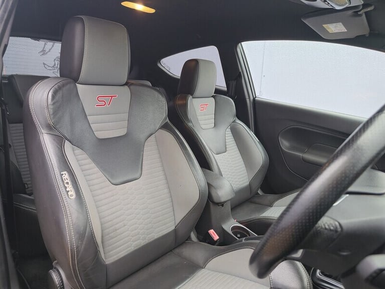 2015 Ford Fiesta T EcoBoost ST-3 Hatchback Petrol Manual