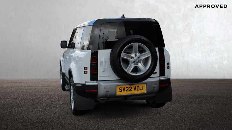 2022 Land Rover Defender 3.0 D250 SE 90 3dr Auto ESTATE DIESEL Automatic