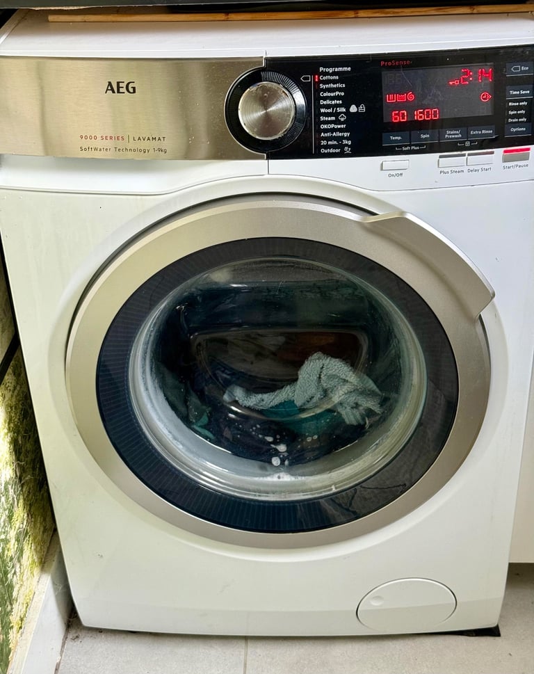 image for AEG 9000 washing machine, good condition