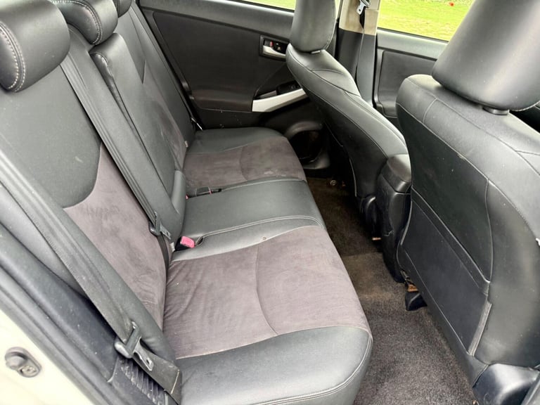 2012 Toyota Prius 1.8 VVT-h T Spirit Hatchback 5dr Petrol Hybrid CVT Euro 5 (s/s) (136 ps) HATCHB...