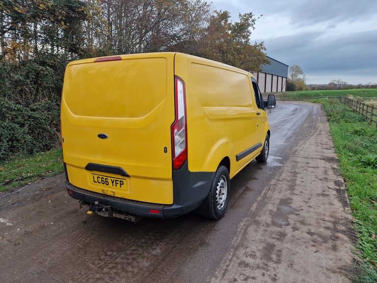 2017 Ford Transit Custom  Yellow  Drives Perfect  10m MOT  Ex AA  ULEZ
