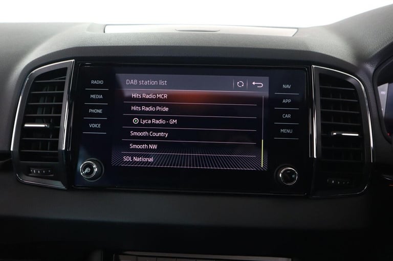 2019 Skoda Karoq 2.0 TDI Sport Line 4x4 5dr ESTATE DIESEL Manual