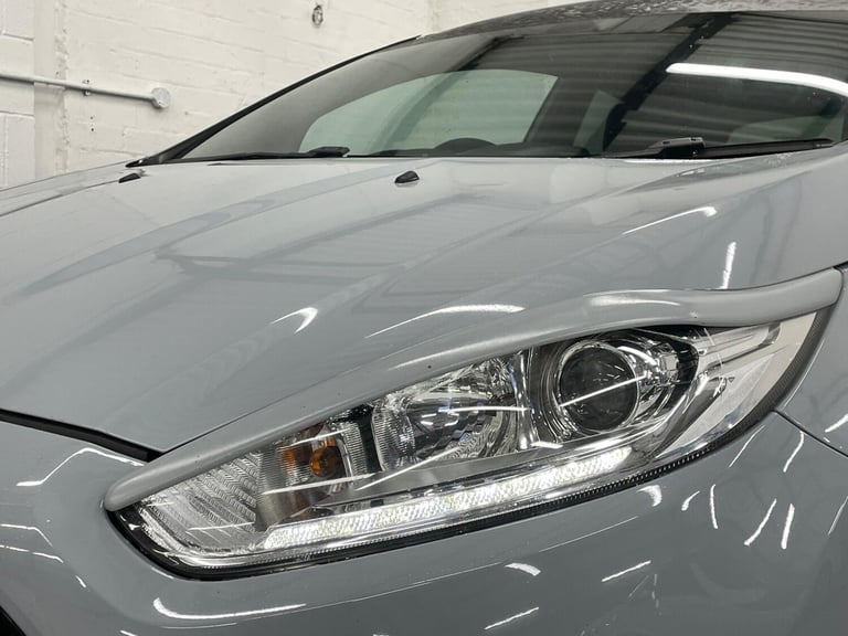 2016 Ford Fiesta 1.6T EcoBoost ST-200 Euro 6 3dr HATCHBACK Petrol Manual