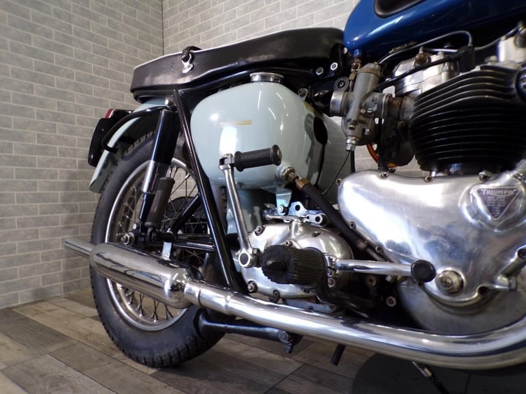 1960 TRIUMPH T120 BONNEVILLE Azure Blue Pearl Grey Fully Restored Rare Exclus...