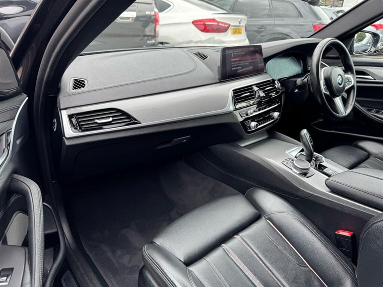 2019 BMW 5 Series 520d M Sport 4dr Auto SALOON DIESEL Automatic