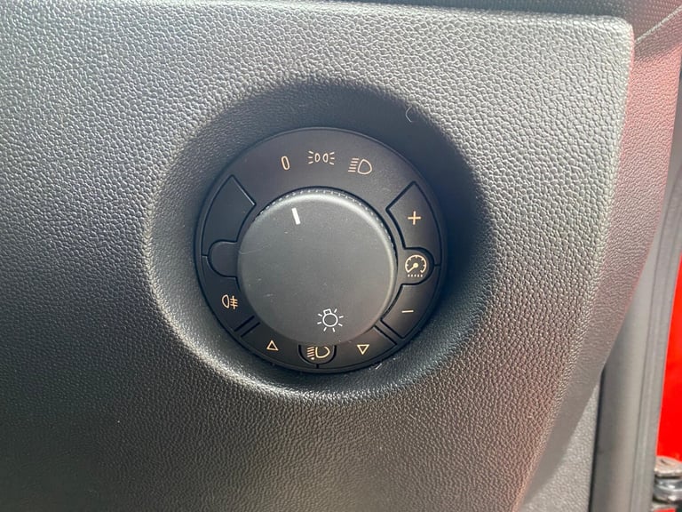 2008 Vauxhall Corsa 1.0i 12V Breeze 5dr HATCHBACK Petrol Manual