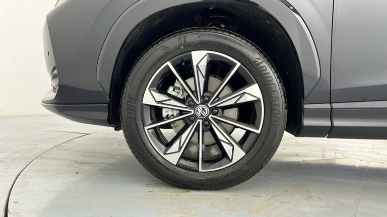 2024 MG MG HS 1.5 T-GDI Trophy 5dr DCT Hatchback Petrol Automatic