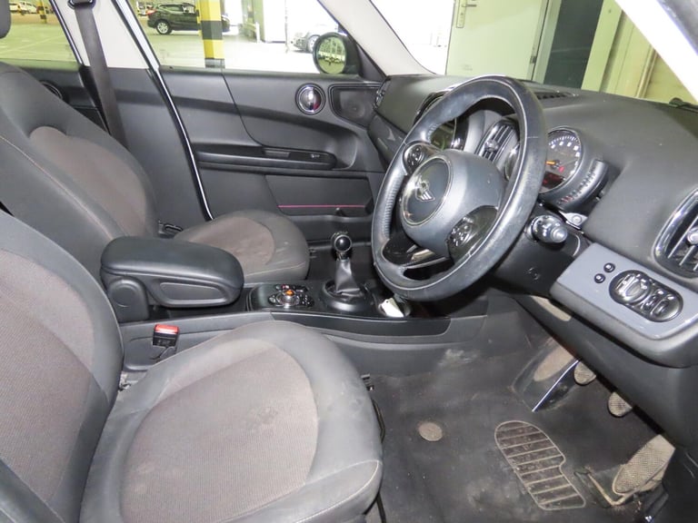 2017 MINI Countryman 1.5 Cooper Euro 6 (s/s) 5dr HATCHBACK Petrol Manual