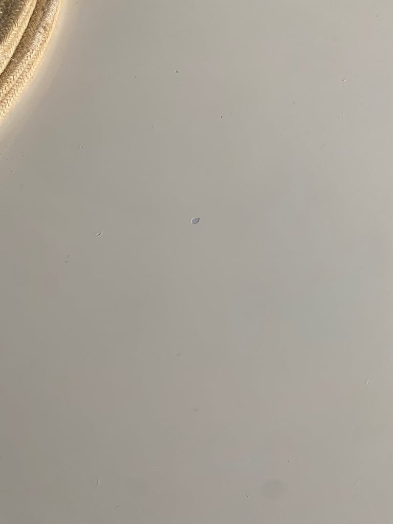 Extendable Gloss Table