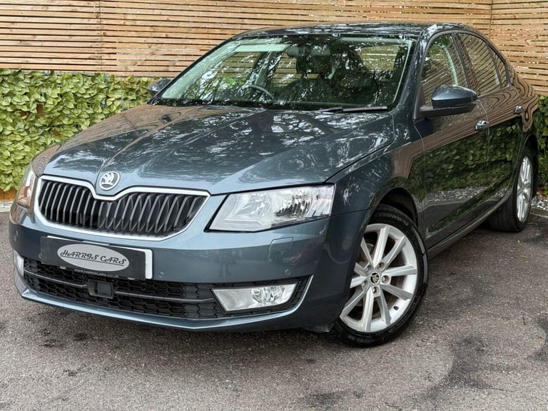 2015 Skoda Octavia 1.6 TDI Elegance Hatchback 5dr Diesel DSG Euro 5 (s/s) (105 ps) 12 MONTHS A HA...
