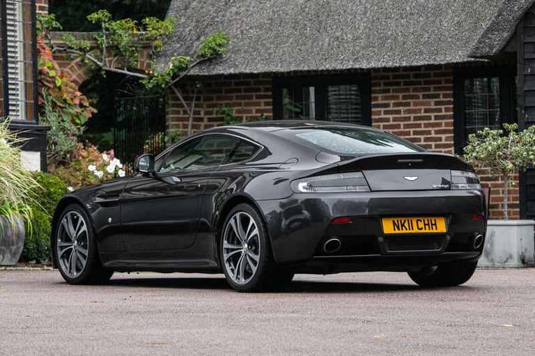 2011 Aston Martin Vantage 2dr HATCHBACK PETROL Manual