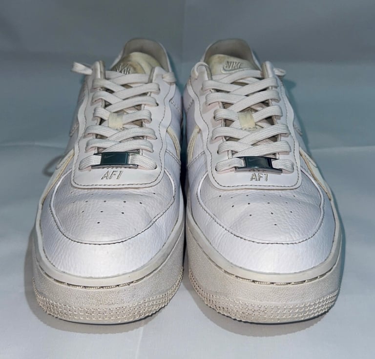 image for Nike Air - woman - size UK5.5 - Very good condition 