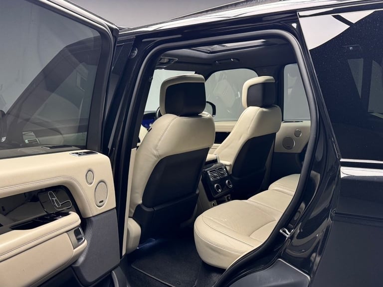 2020 Land Rover Range Rover 3.0 SDV6 Vogue 4dr Auto ESTATE DIESEL Automatic