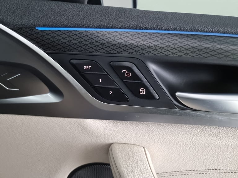 2023 BMW iX3 80kWh M Sport Pro SUV 5dr Electric Auto (286 ps) - HUD - ADAPT CRUISE - PAR Suv Elec...