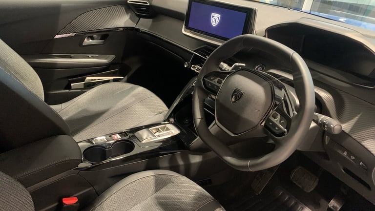 2024 Peugeot 208 1.2 HYBRID Allure Hatchback 5dr Petrol Hybrid e-DSC6 Euro 6 (s/s) (100 ps) Hatch...