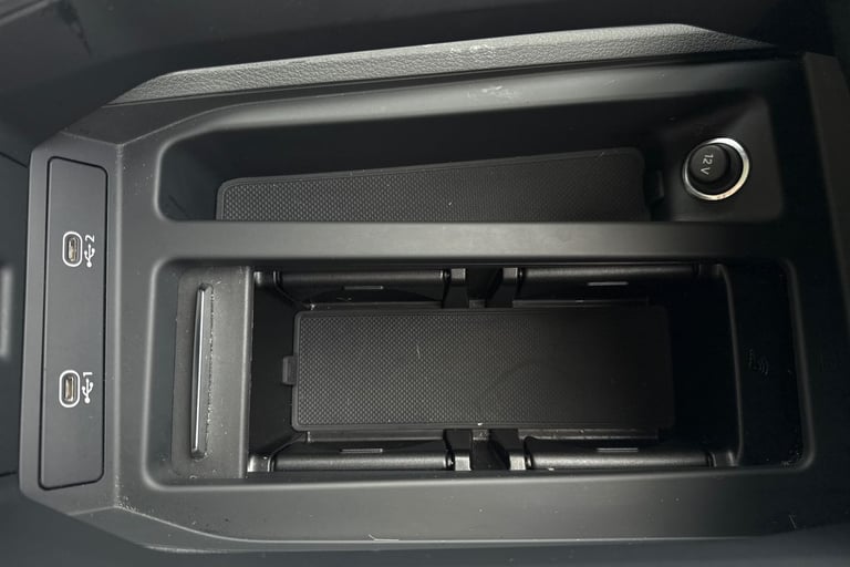 2022 Audi e-tron Sportback Technik 50 quattro 230,00 kW SUV ELECTRIC Automatic