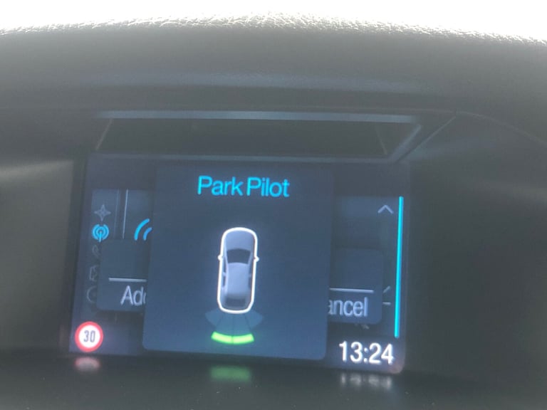 2014 Ford Focus 1.6 TDCi 115 Zetec Navigator 5dr ESTATE Diesel Manual