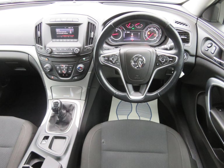 2016 Vauxhall Insignia 1.6 CDTi ecoFLEX Design 5dr [Start Stop] HATCHBACK DIESEL Manual
