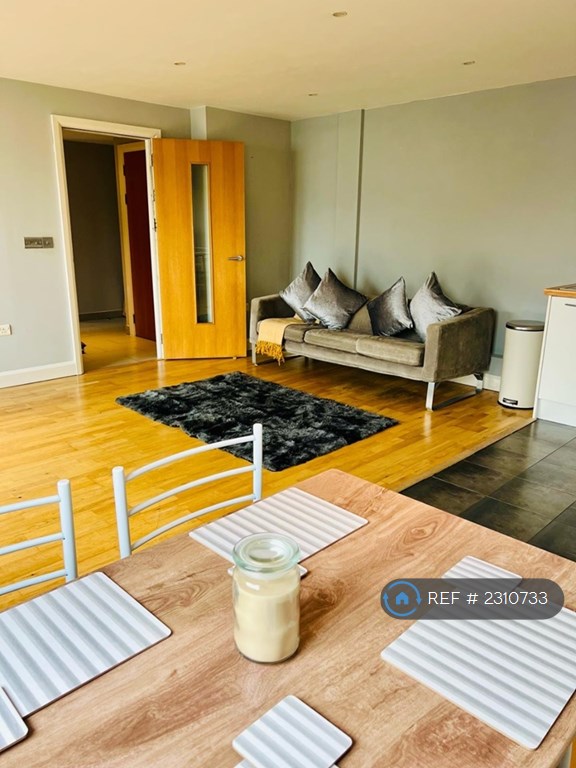 image for 2 bedroom flat in Kings Quarter Apartments, Bristol, BS2 (2 bed) (#2310733)
