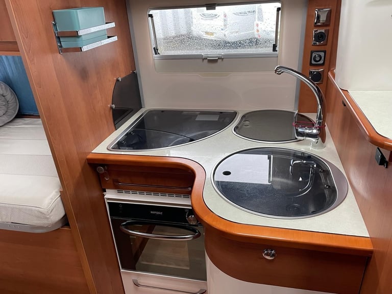 rapido 7065FF design edition