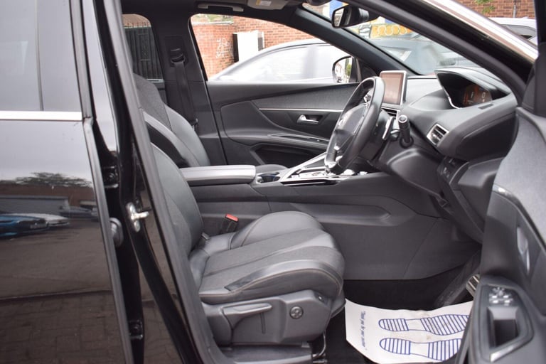 2019 Peugeot 5008 1.6 PureTech GT Line Premium EAT Euro 6 (s/s) 5dr HATCHBACK Petrol Automatic