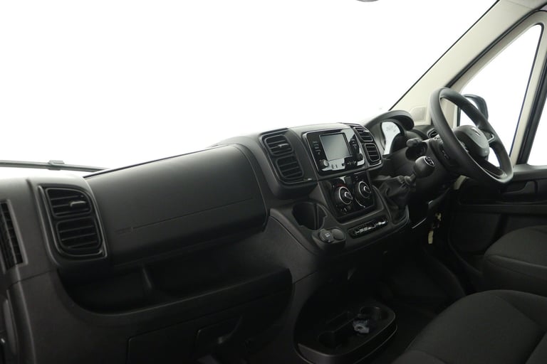 2025 Peugeot Boxer 2.2 BlueHDi 140 L4H2 435 Professional Panel Van Diesel Manual