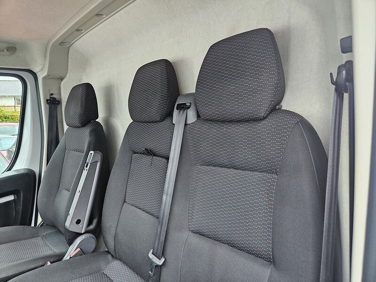 2021 Peugeot Boxer BlueHDi 335 Professional L3H2 Euro 6 140ps Panel Van Diesel Manual