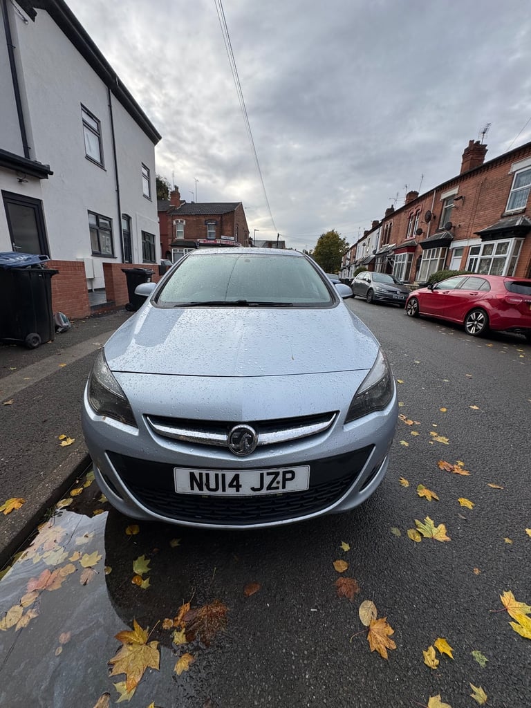 Vauxhall, ASTRA, Hatchback, 2014, Manual, 1686 (cc), 5 doors