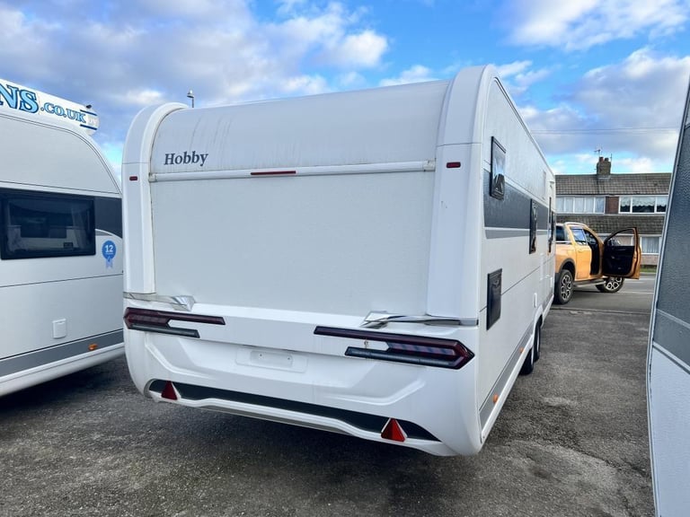 2024 HOBBY PRESTIGE 720 KWFU 6 Berth fixed bunk beds