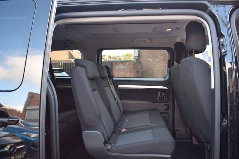 2022 Toyota PROACE CITY Verso 1.5D Shuttle Medium MPV MWB Euro 6 (s/s) 5dr (9 Seat) MPV Diesel Ma...