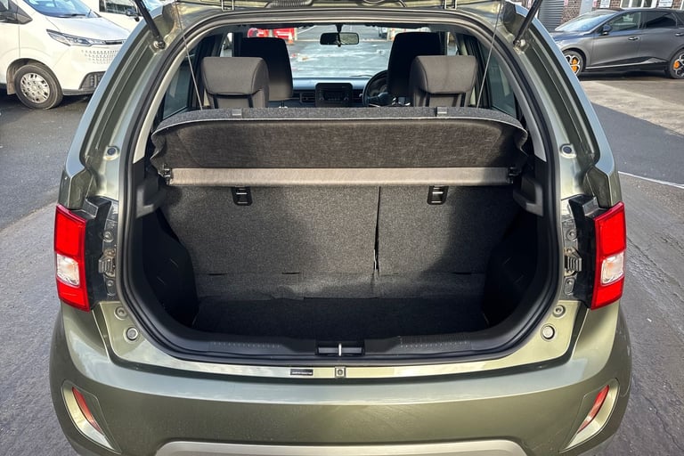2021 Suzuki Ignis 92905 Hatchback Petrol Manual