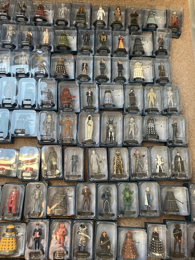 Doctor Who Eaglemoss figurines ..main set and specials