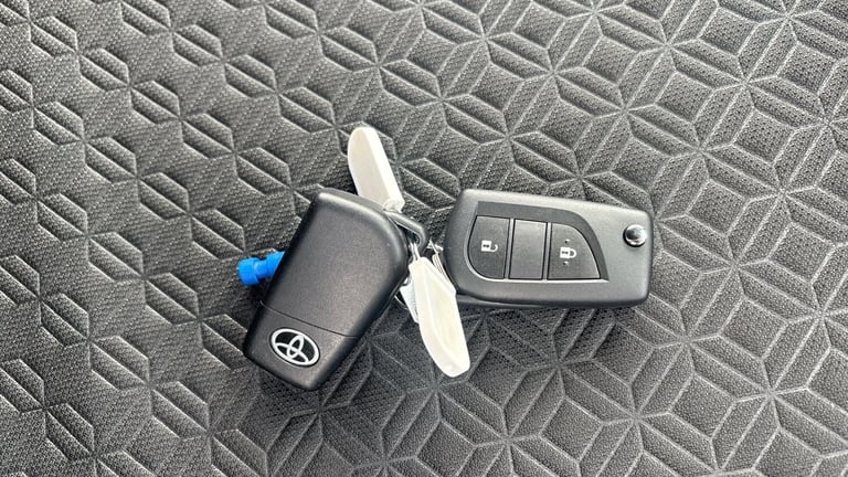 2023 Toyota Aygo X 1.0 VVT-i Edge 5dr [Parking] Petrol Hatchback Hatchback Petrol Manual